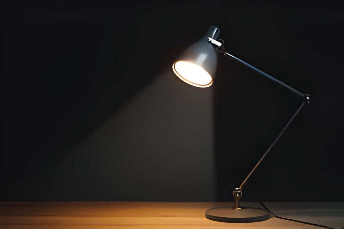 Die optimale Beleuchtung am Arbeitsplatz: So schaffst du perfekte Lichtverhältnisse für produktives Arbeiten - BUYnBLUE
