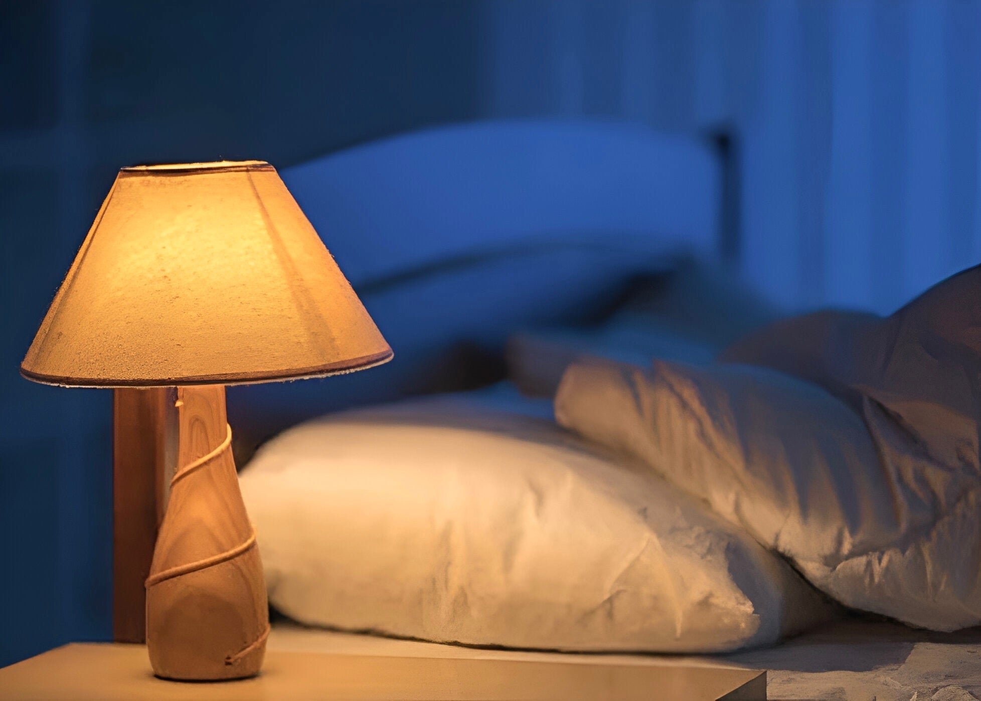 Aldi Tischlampe: Stilvolle Beleuchtung zum fairen Preis