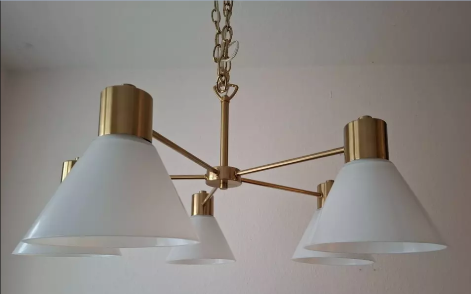 Deckenlampe IKEA: Stilvolle und Funktionale Beleuchtung für Ihr Zuhause