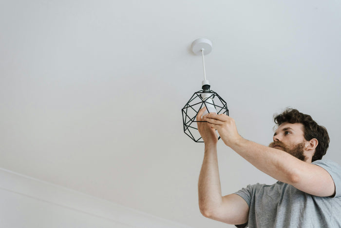 Lampe Anbringen Ohne Bohren