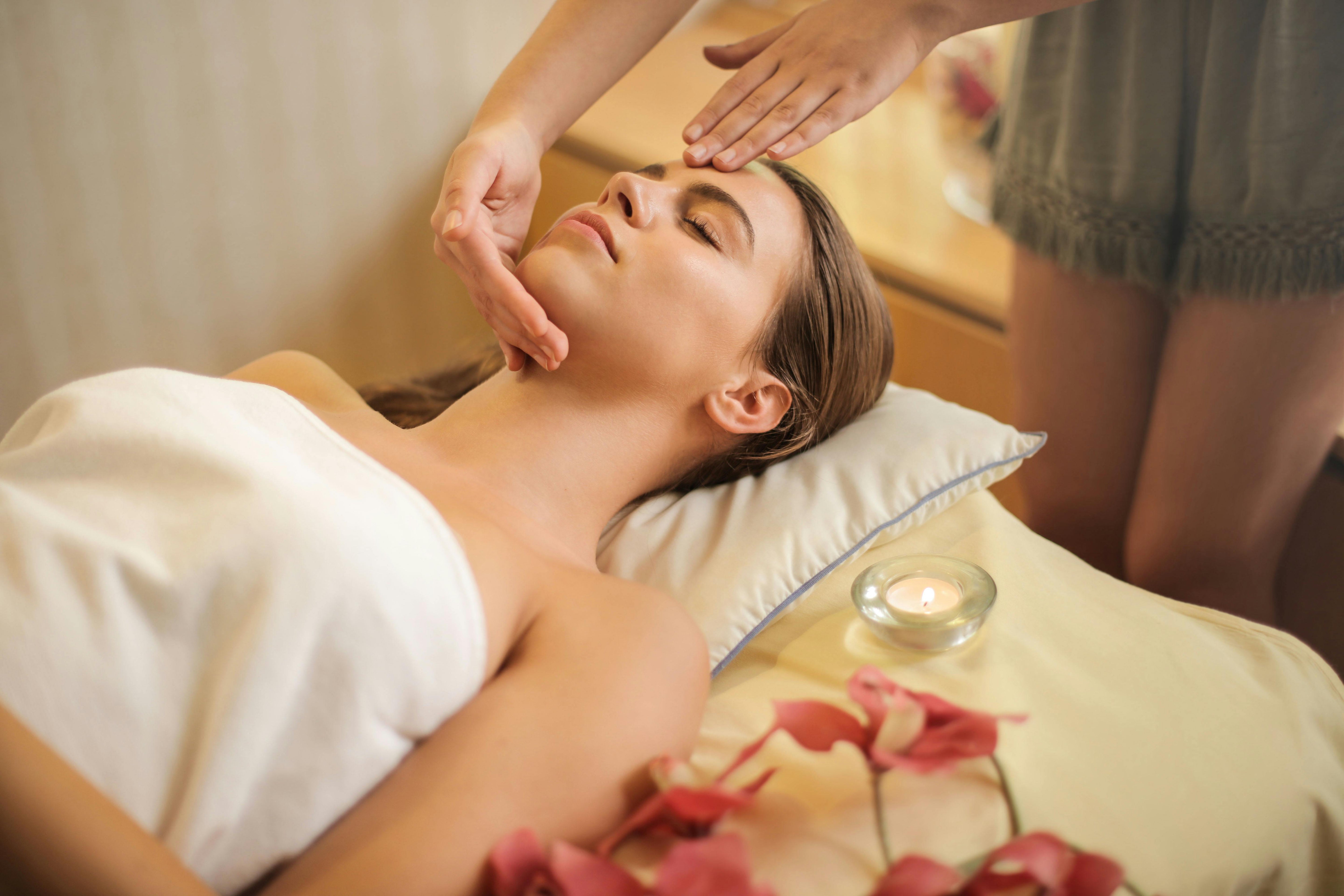 Den Wellnessbereich beleuchten: Das richtige Licht zum Relaxen und Entspannen