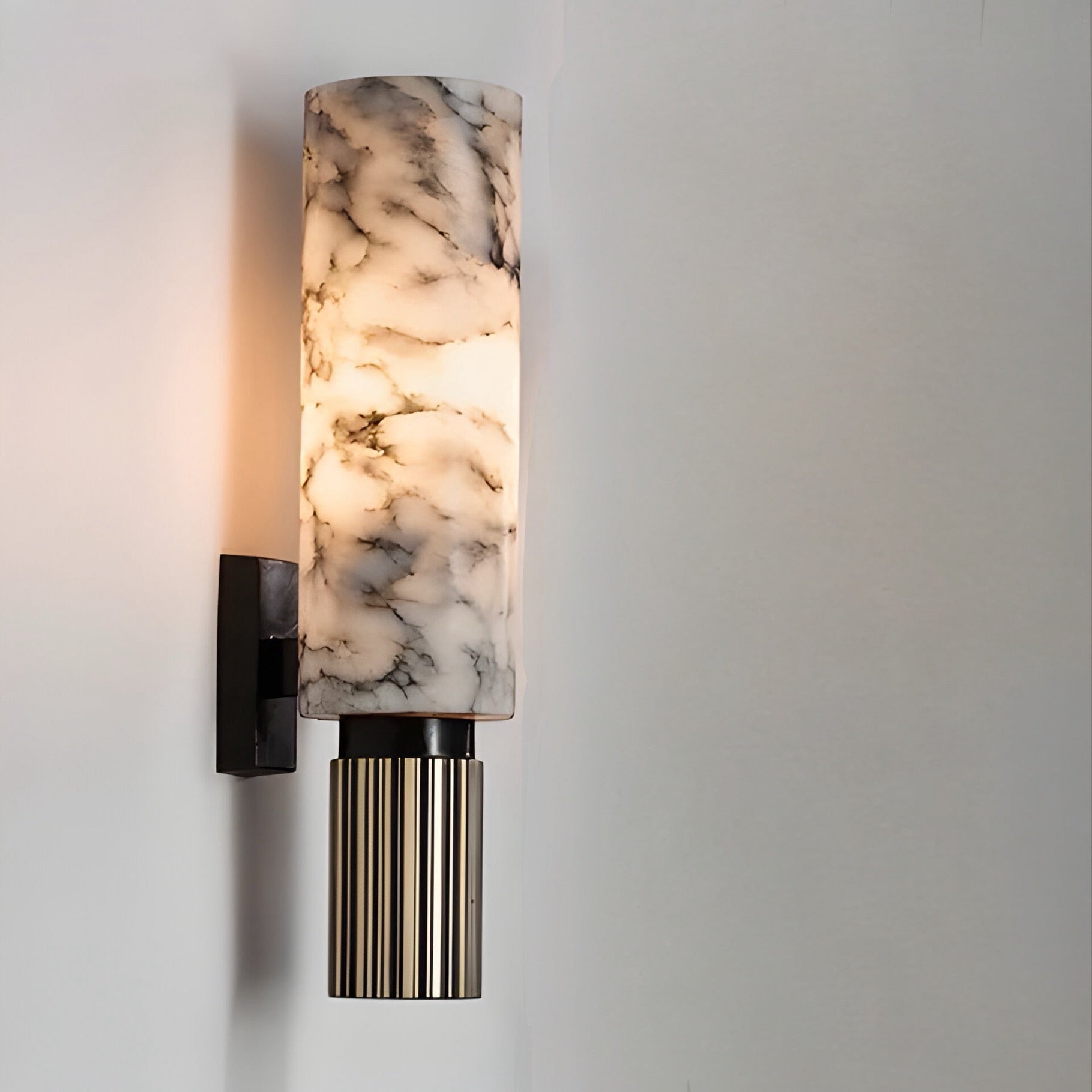 Deluxe marble wall light