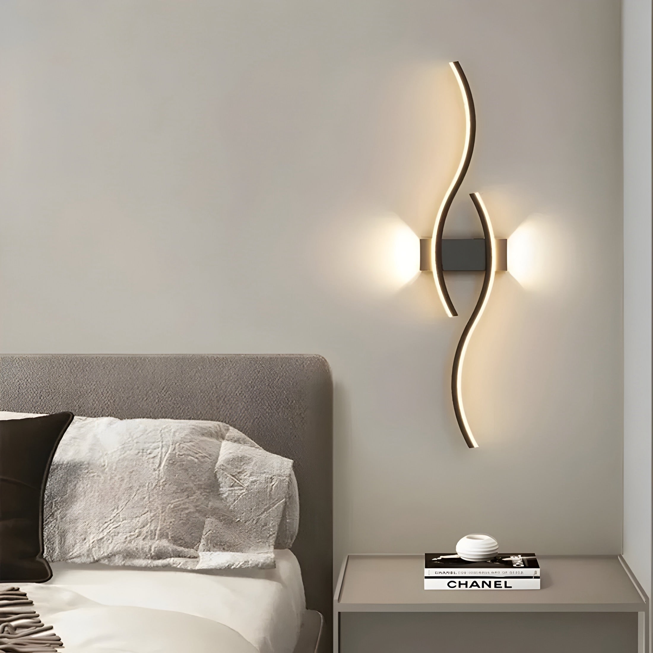 Momento wall light