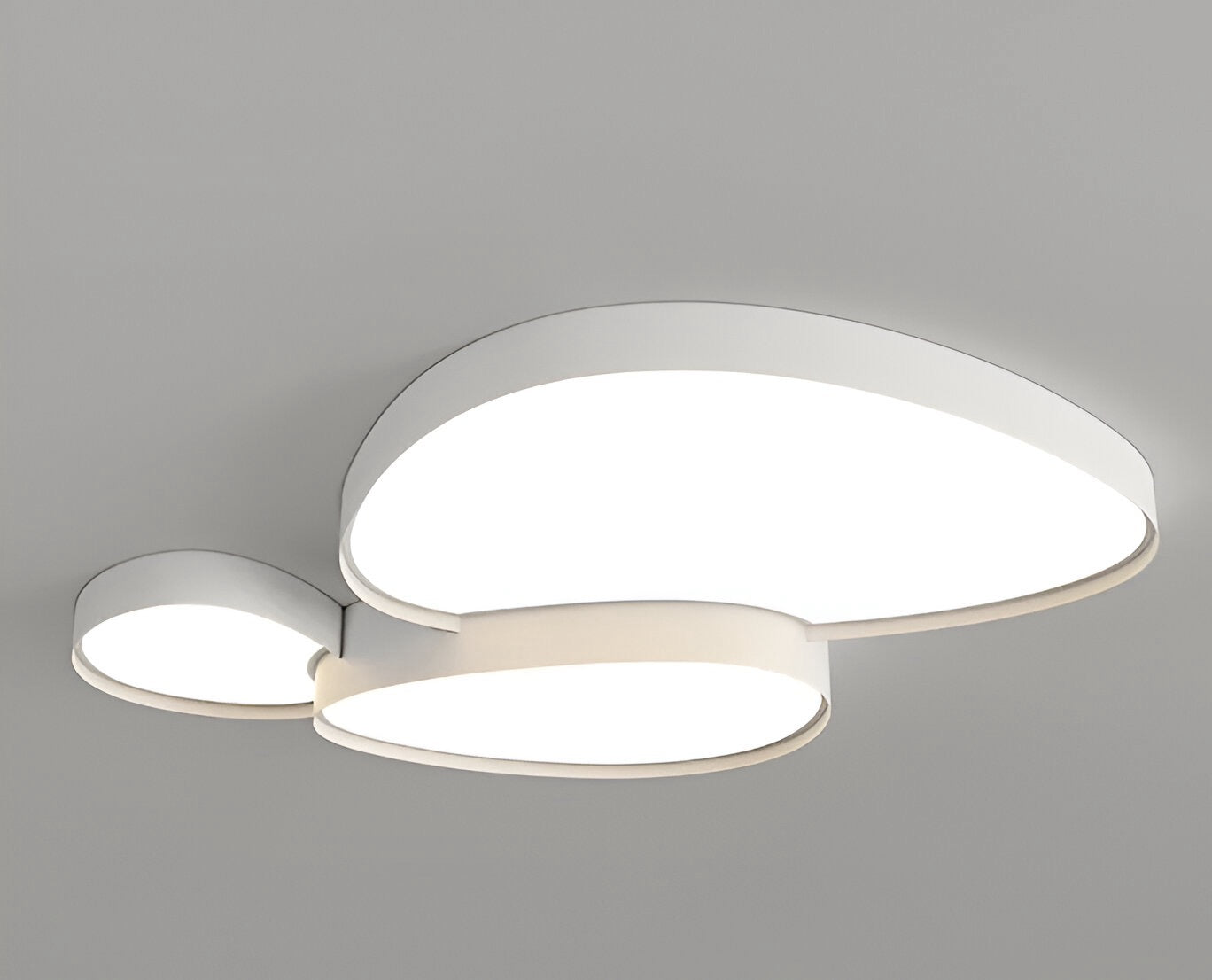 Varo ceiling lamp